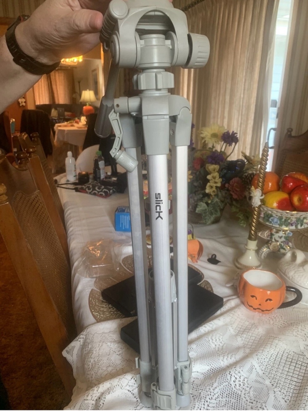 Silver Tripod — Lightweight Aluminum Camera Support with adjustable crank